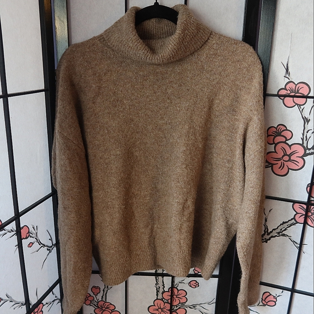 H&M Tan Cowl Neck Sweater Size M